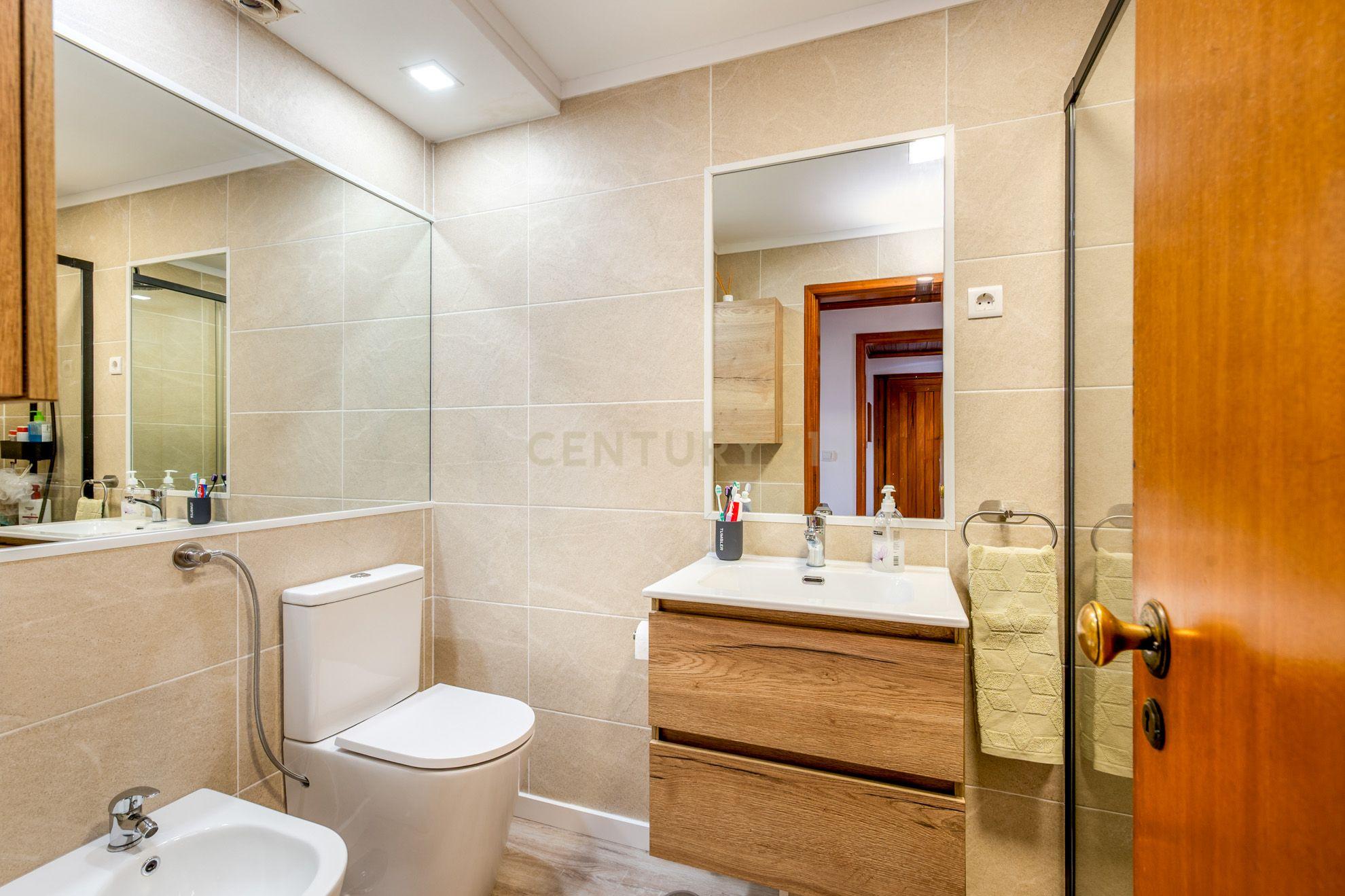 Fotografia 4 de Apartamento T2 renovado em Algueirão Mem Martins, Sintra