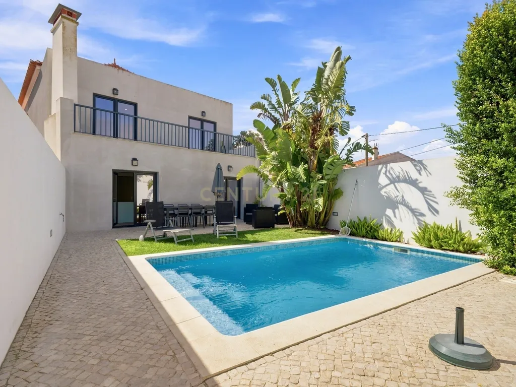 Moradia T4 +1 com piscina totalmente remodelada com painéis solares na Lourinhã ( São Bartolomeu dos Galegos) - Image 2