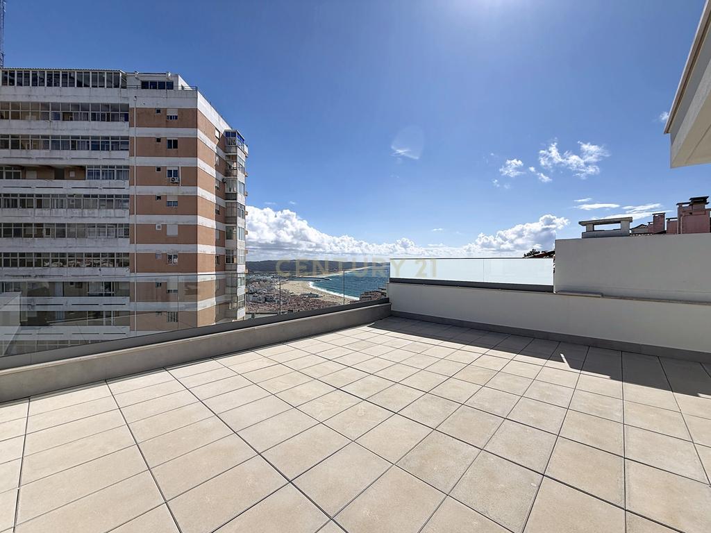 Apartamento Novo com Terraço e Piscina Privativa em Nazaré - Image 54
