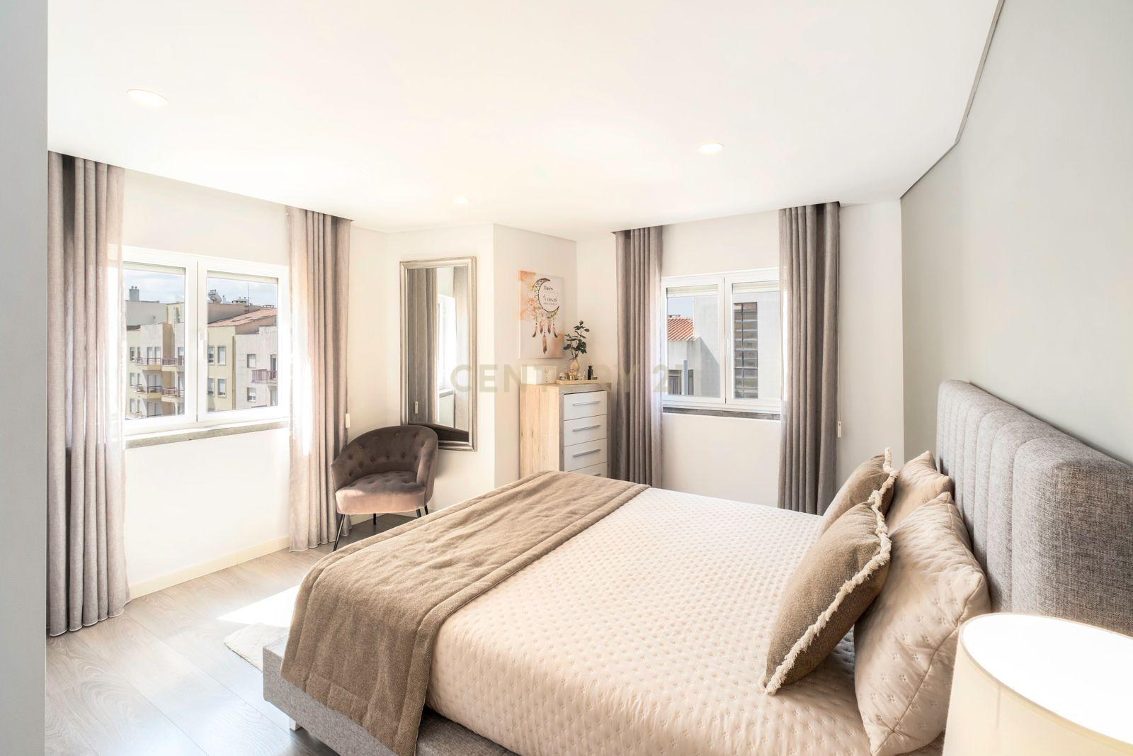 Fotografia 11 de Apartamento T2 Totalmente Remodelado |  No centro da vila de Mafra