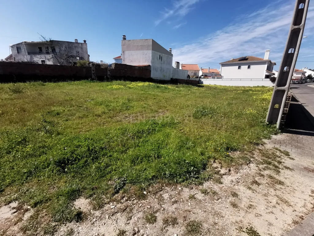 Terreno 300M2 - Viabilidade de Construção- Qtª da Queimada- Marisol - Image 3