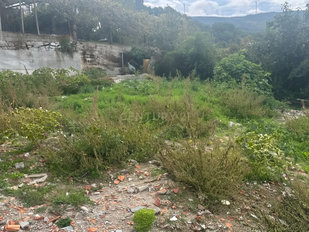 Magnífica Casa com Terreno e Projeto Aprovado no Coração do Gerês - Image 36