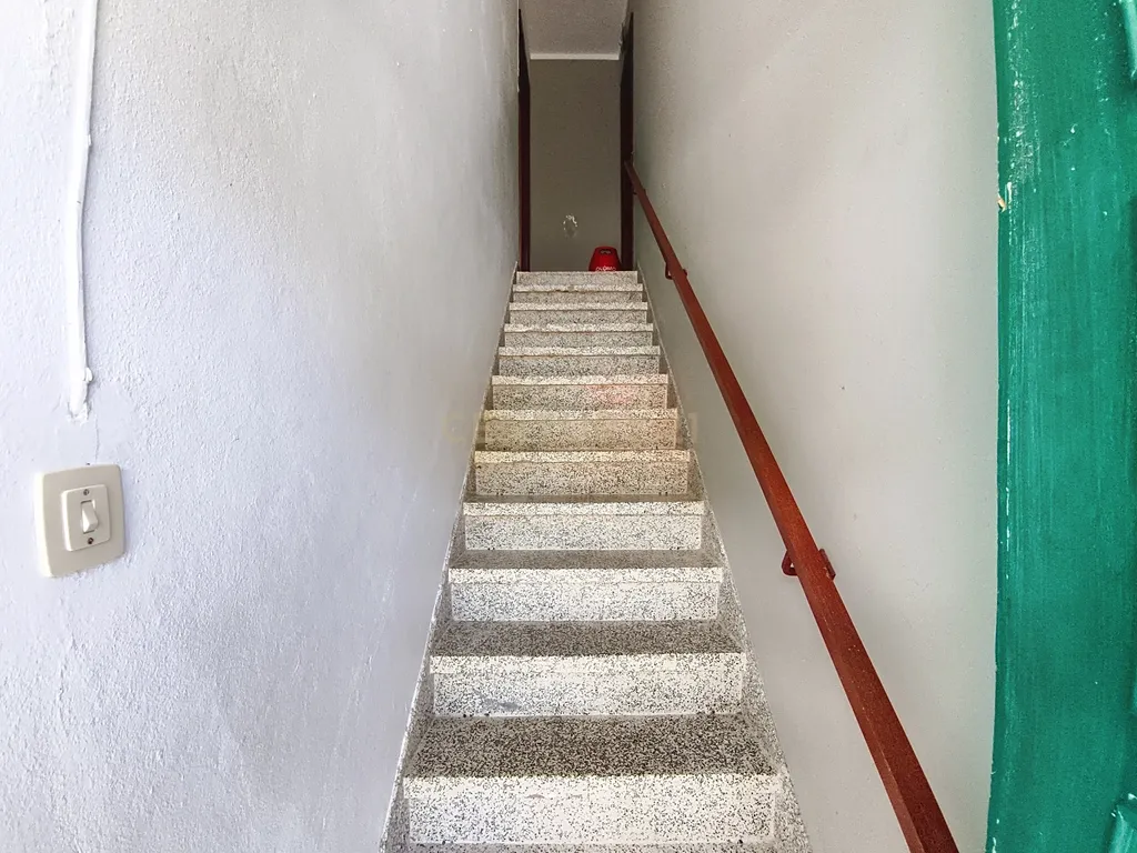 Apartamento T2 no centro da Vila da Povoação, excelente oportunidade de investimento em São Miguel - Image 12