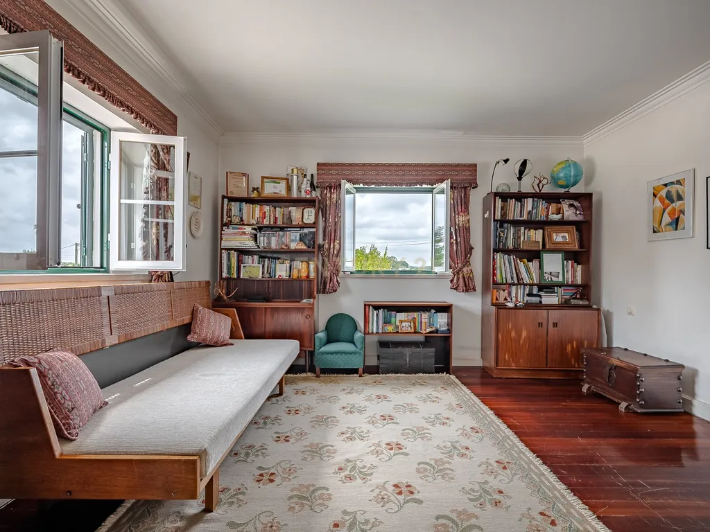 Moradia de sonho com Piscina, 7 Divisões e com Terreno 8461 m2 – Excelente Localização, a 40 minutos de Lisboa ! - Image 24
