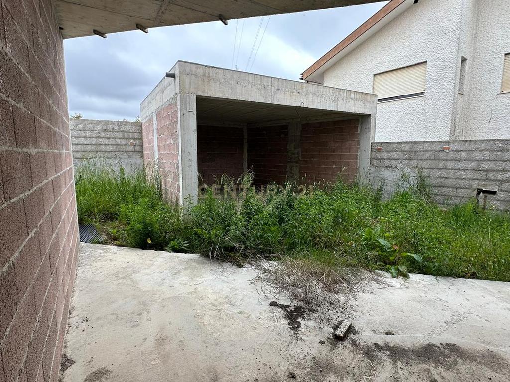 Duas Moradias de luxo alvoradas junto ao Glicinias - Image 27