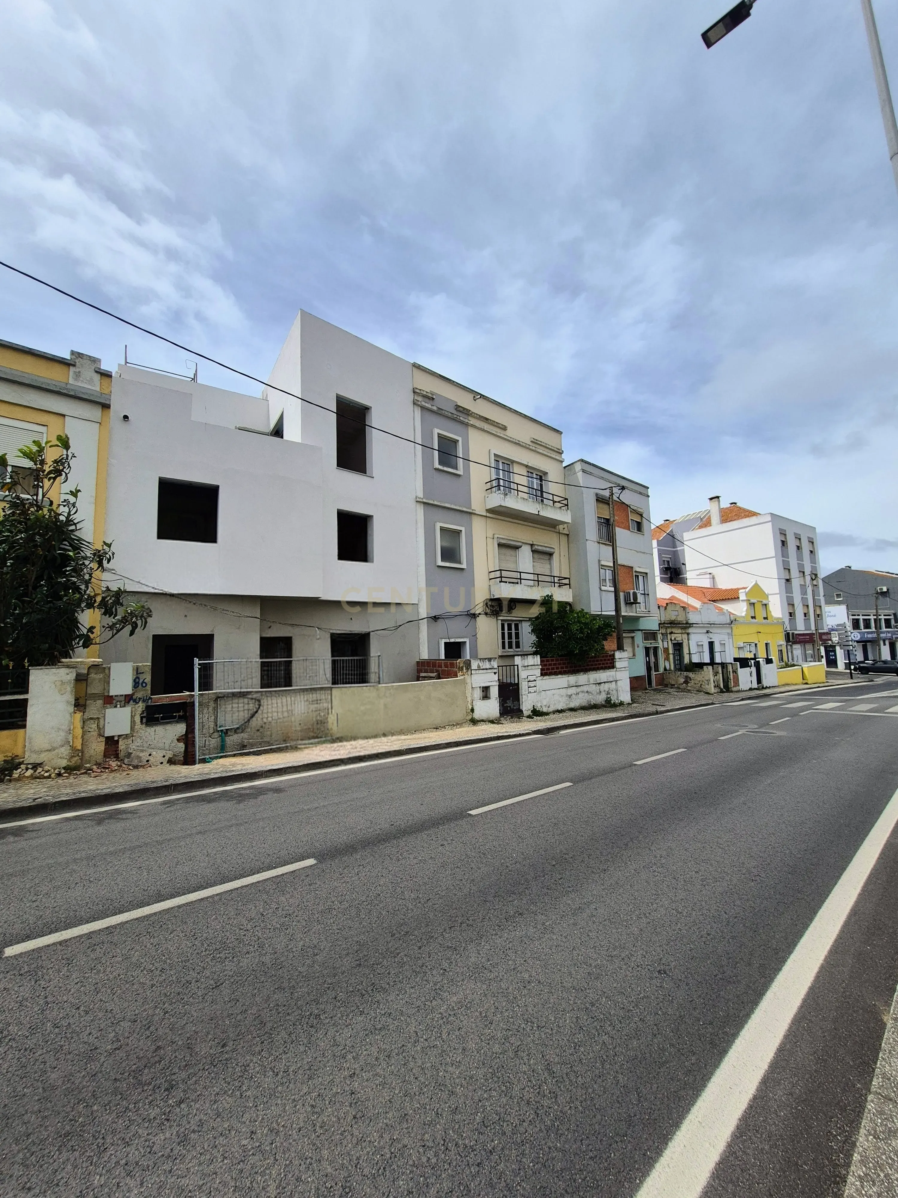 Fotografia 12 de 🌟 Moradia T3+1 -Triplex com Vista sobre a Baía do Seixal 🌟