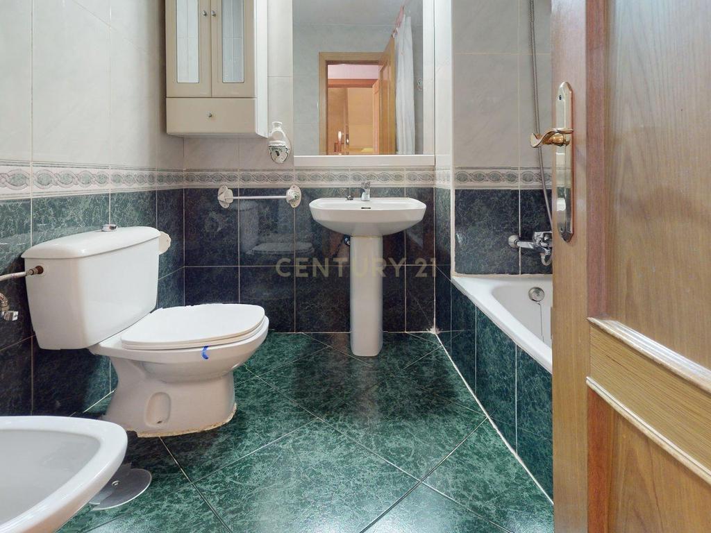 Casa Térrea em Alcalá de Henares, Madrid - 5 Quartos e 3 WC - Image 32