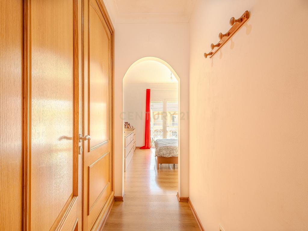 Moradia T2 com Garagem e Logradouro - Ferreiras, Albufeira - Image 24