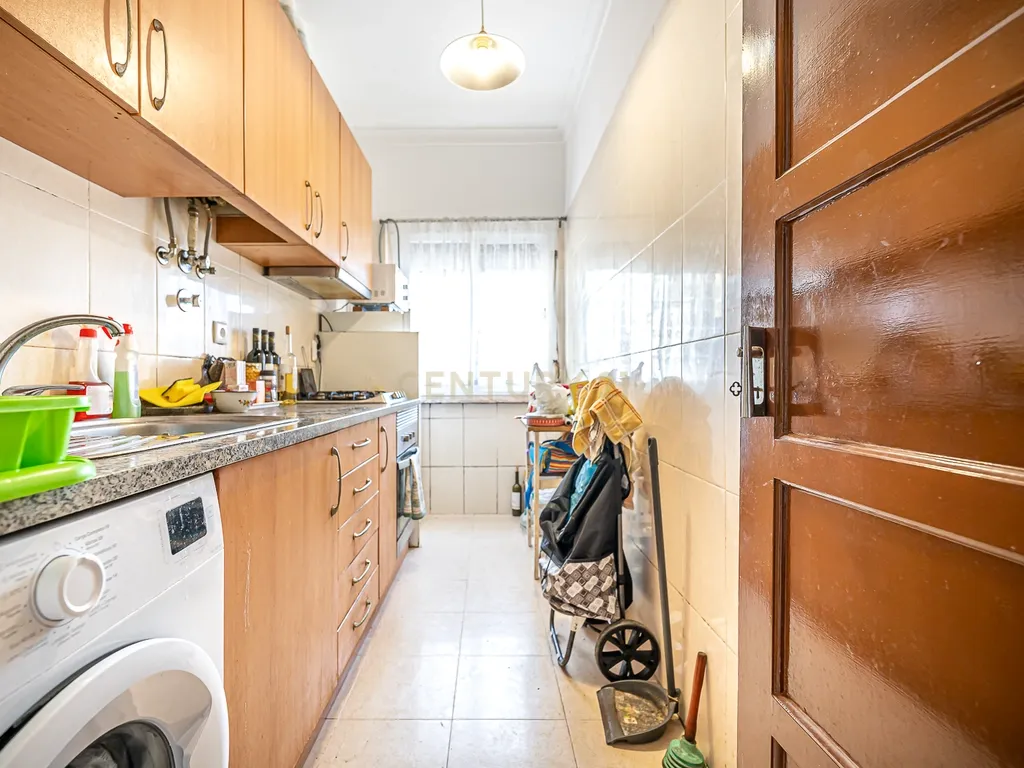 APARTAMENTO T1 EM CAMPO DE OURIQUE - Image 6