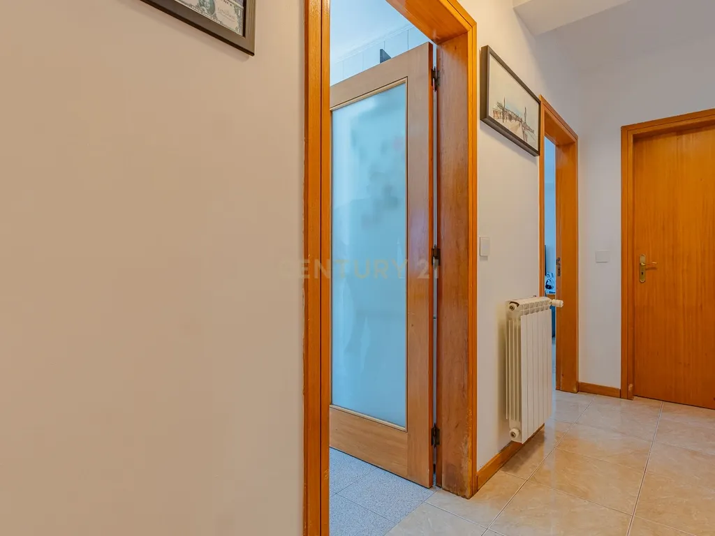 Apartamento T2 com terraço panorâmico – Rio Tinto - Image 10
