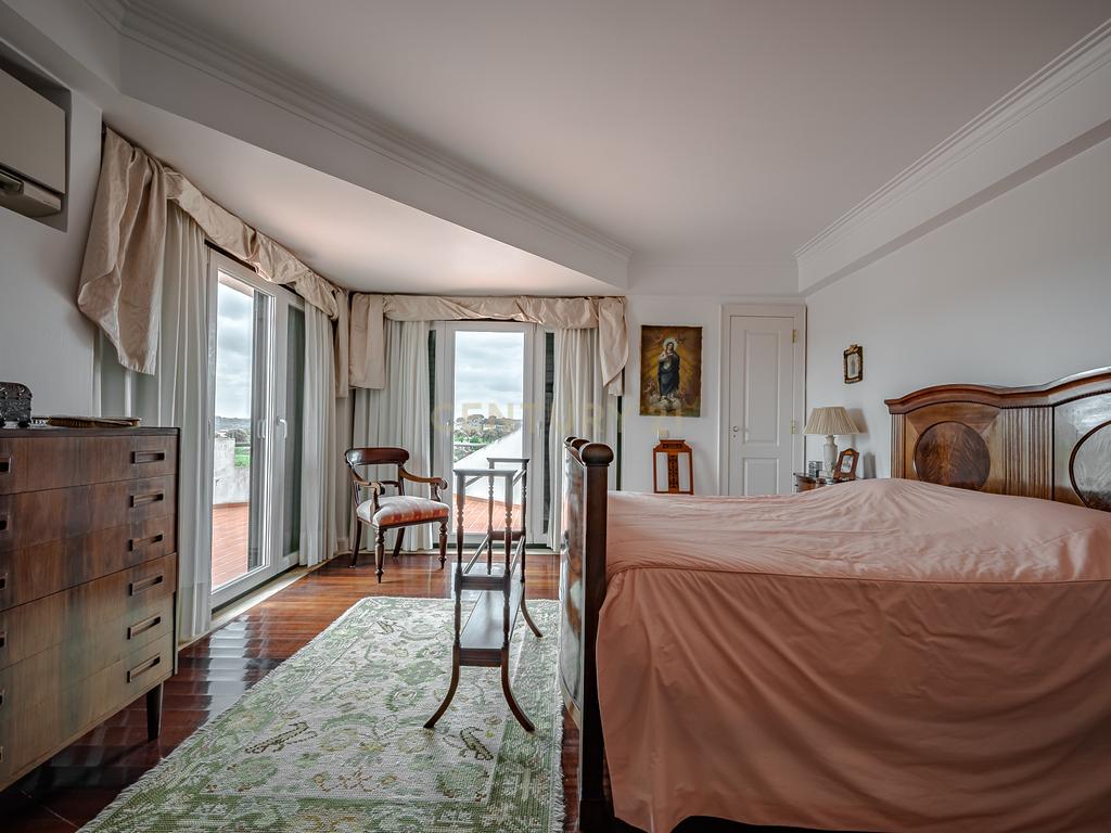 Moradia de sonho com Piscina, 7 Divisões e com Terreno 8461 m2 – Excelente Localização, a 40 minutos de Lisboa ! - Image 31
