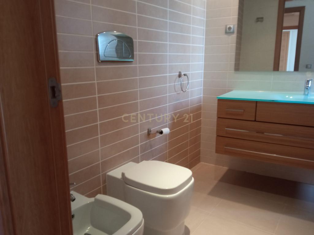 Apartamento T2 em Condomínio fechado para arrendamento - Image 13