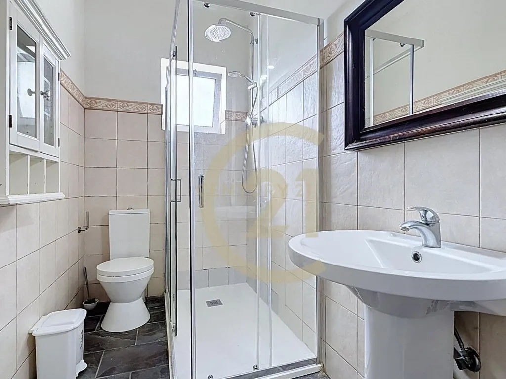 Apartamento T3 com na Praia da Vitória - Image 2