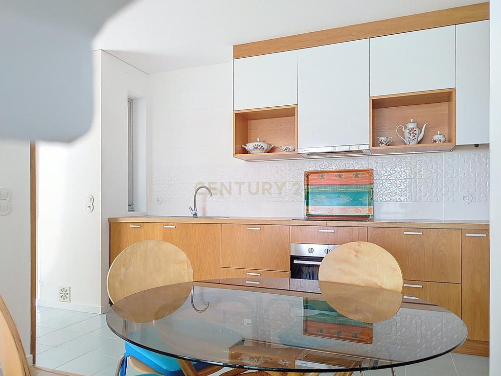 Apartamento com 2 quartos com vistas para o mar e excelente localização em  Viana do Castelo - Image 11