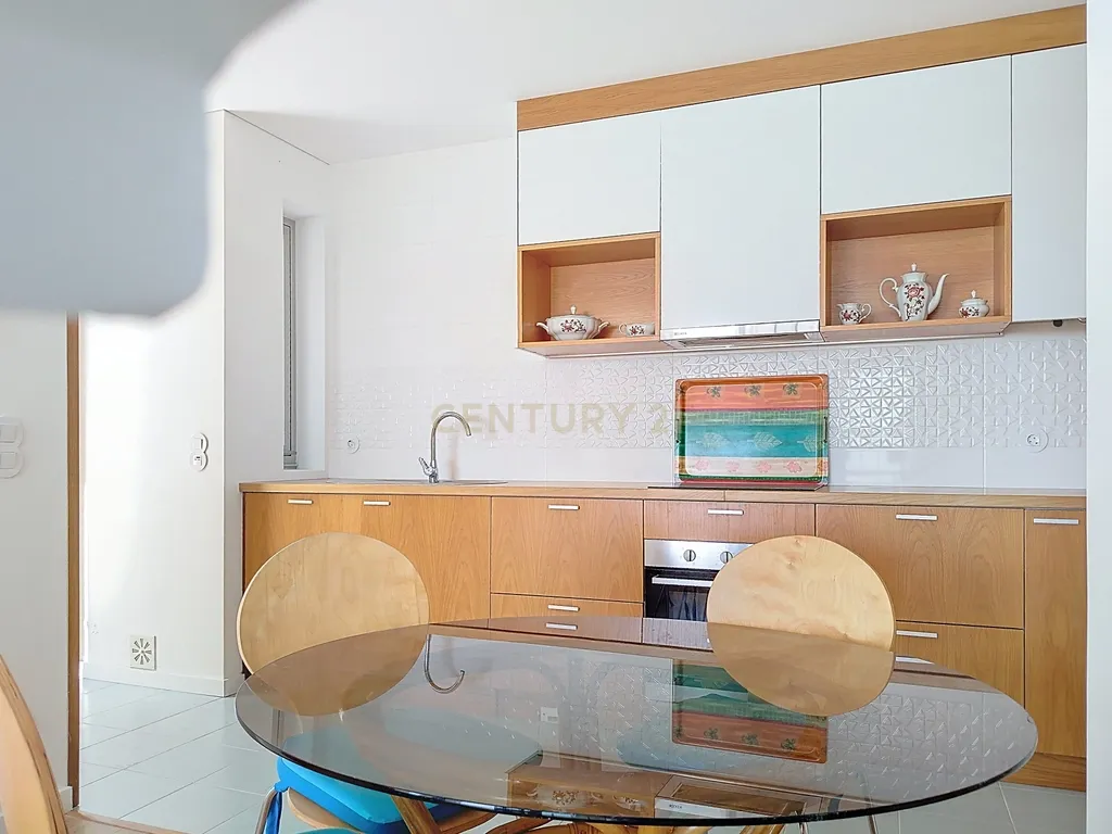 Apartamento com 2 quartos com vistas para o mar e excelente localização em Viana do Castelo - Image 11