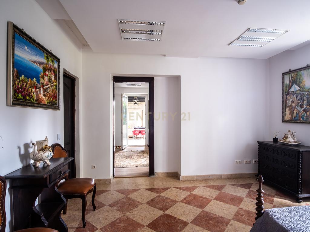 Propriedade Exclusiva no Murtal - Estoril: Moradia de Luxo - Image 12