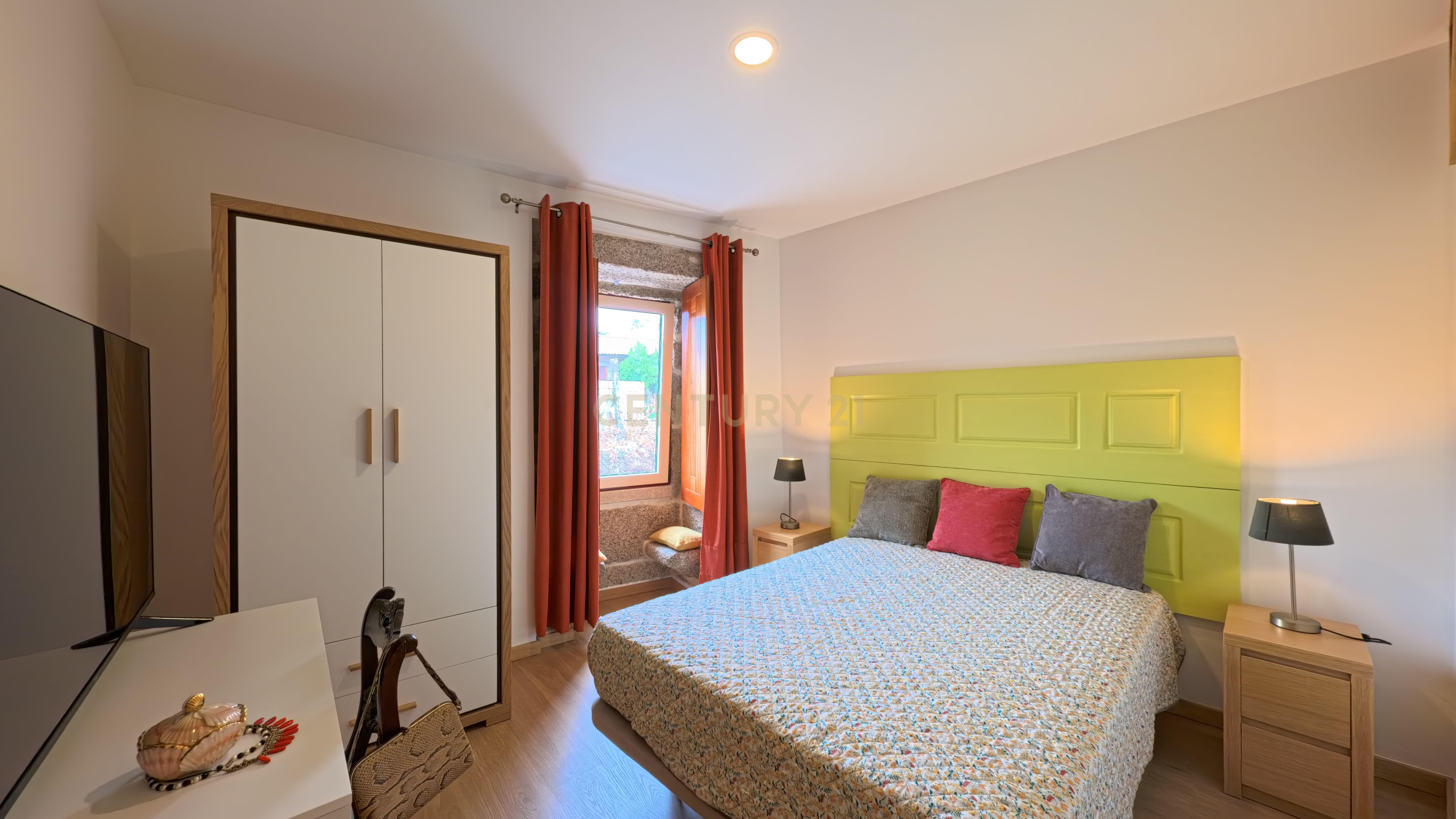 Fotografia 11 de Apartamento T2 em moradia totalmente mobilado e equipado em Couto de Baixo- Viseu