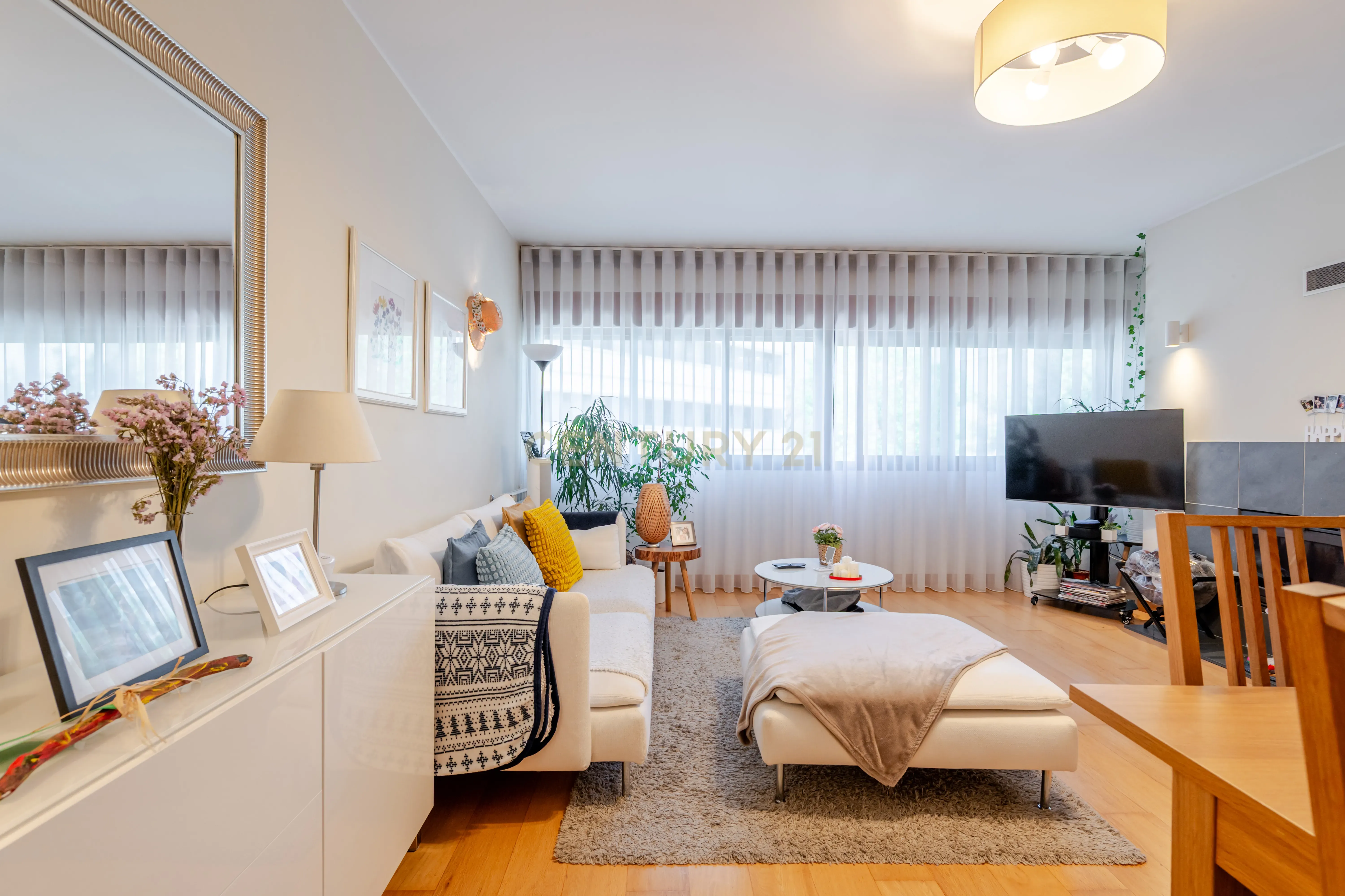 Apartamento T2+1 em Vila Nova de Gaia - Więcej