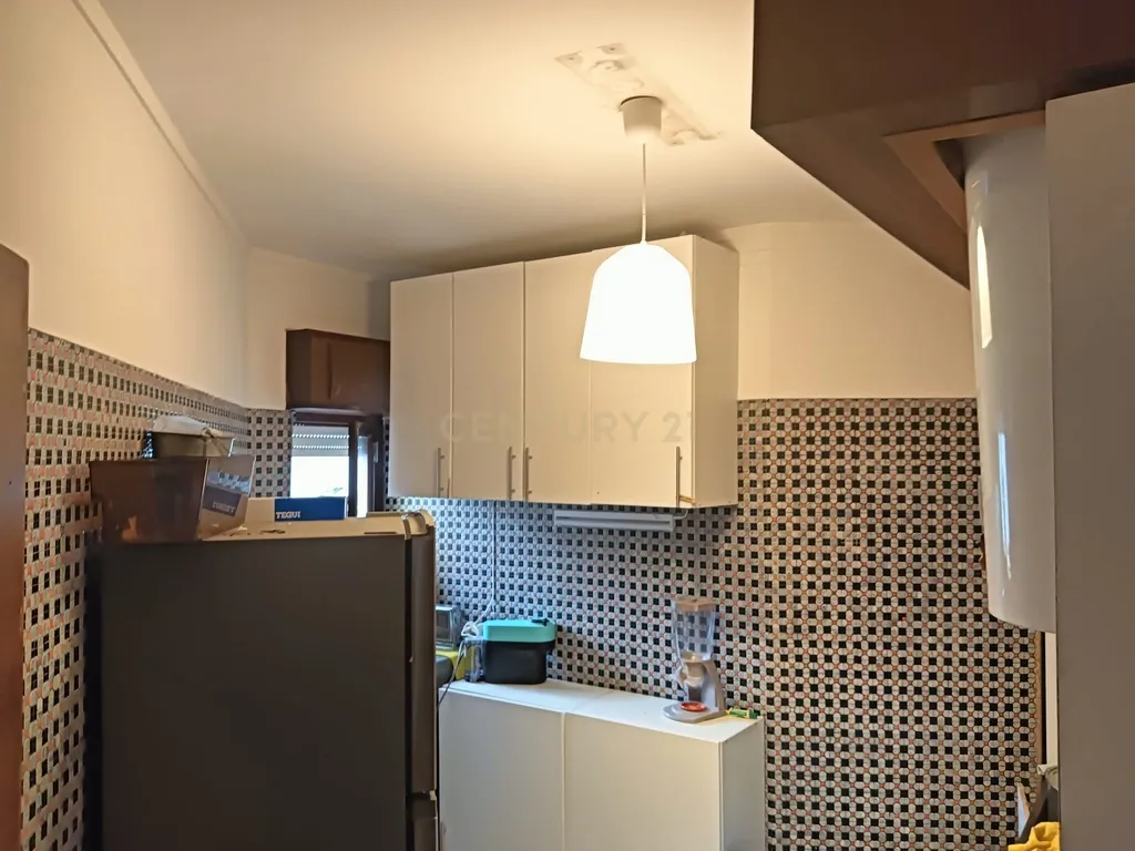 Apartamento T2 à Rendar - Vista Mar na Parede - Image 19