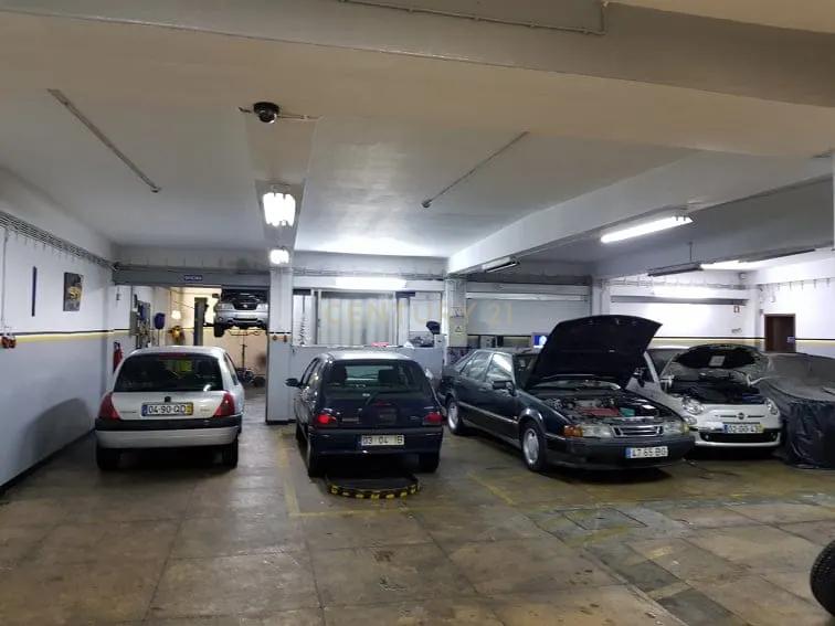 Oficina/Garagem para Trespasse - 316 m² - Rua de Costa Cabral - Image 11