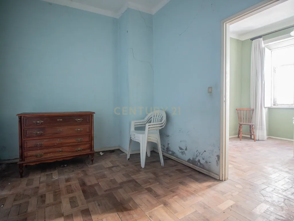 Casa antiga para recuperar com terreno e árvores de fruto, Alhadas, Figueira da Foz. - Image 6