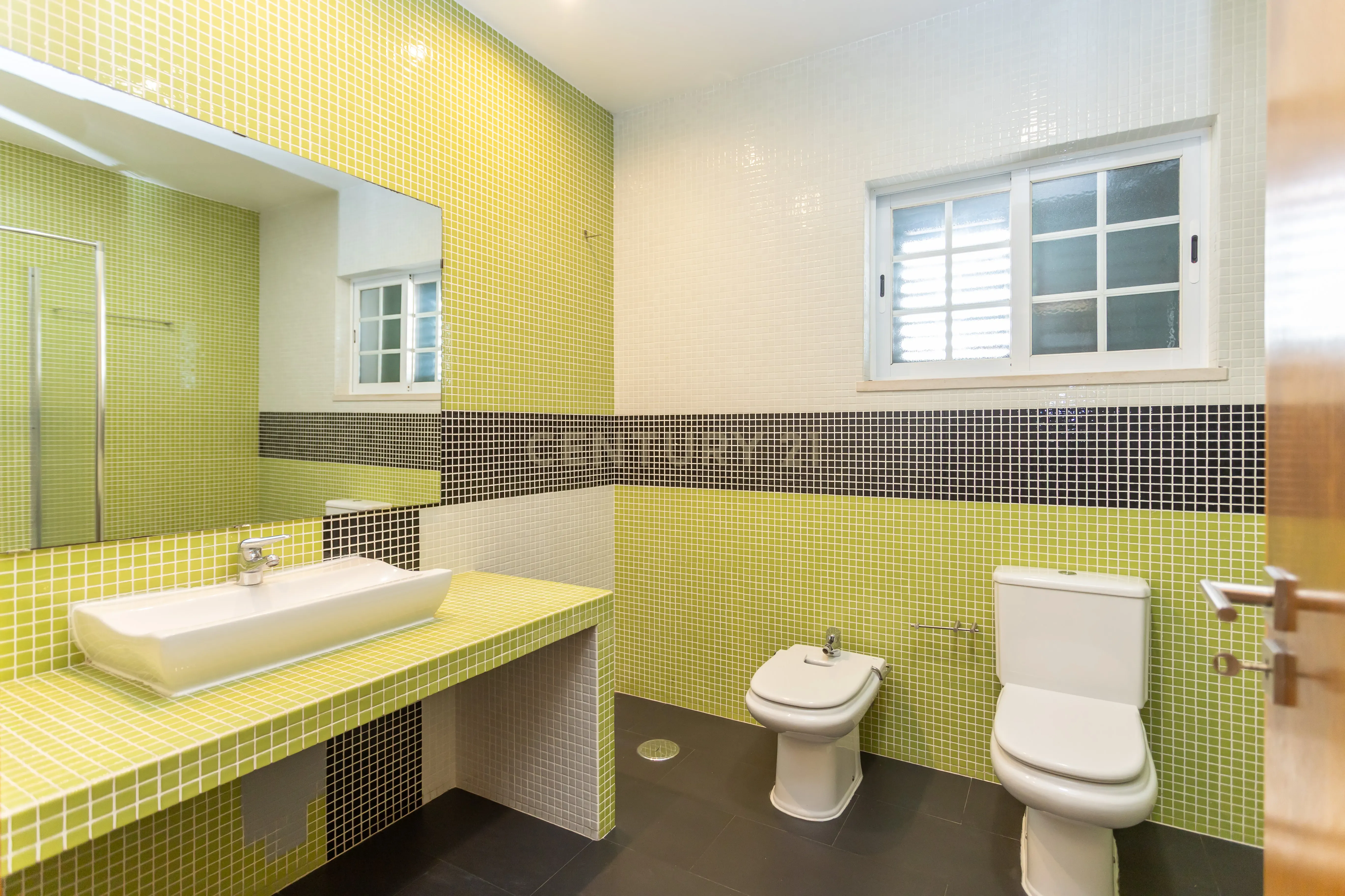Fotografia 11 de Viva com Qualidade e Espaço – Excelente Moradia T3 em Zona Residencial Calma, Pegões