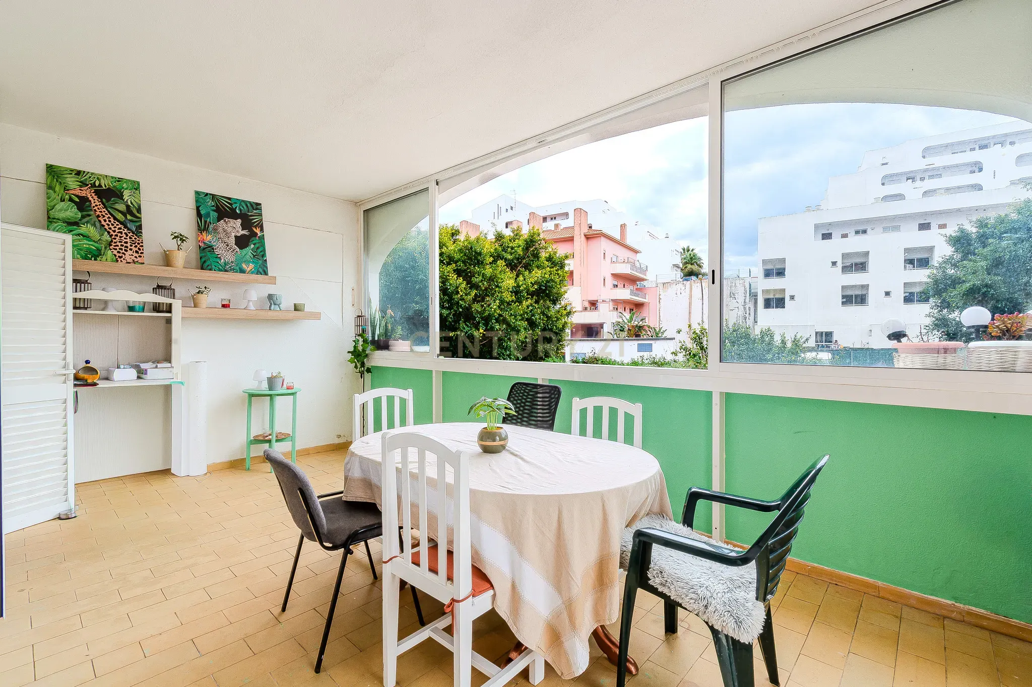 Fotografia 5 de Apartamento T1+2 com Terraço Amplo em Albufeira