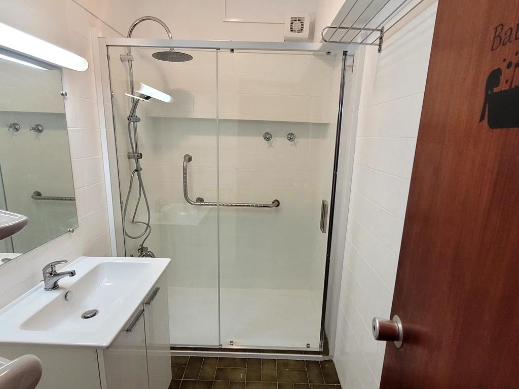 T3 Duplex para Arrendamento no Centro de Telheiras - Image 12