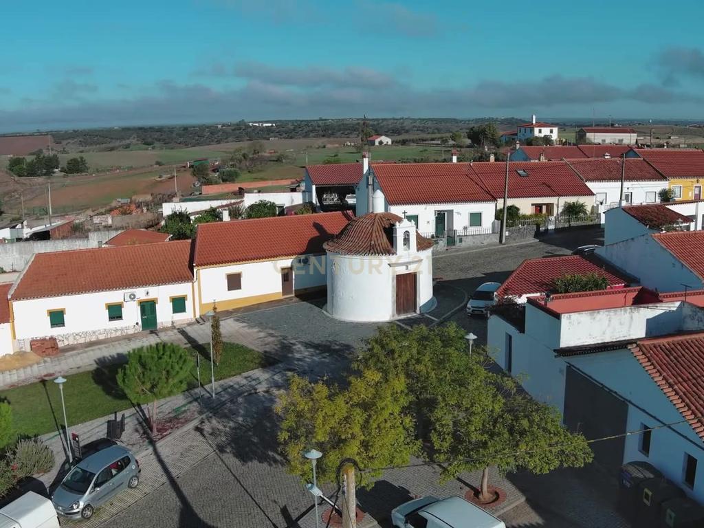 Oportunidade em Safara – Moradia para reconstruir com projeto incluído - Image 13