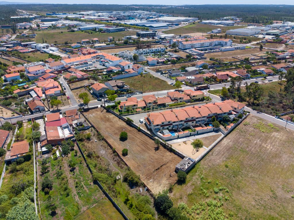 TERRENO URBANIZAVEL - Image 11