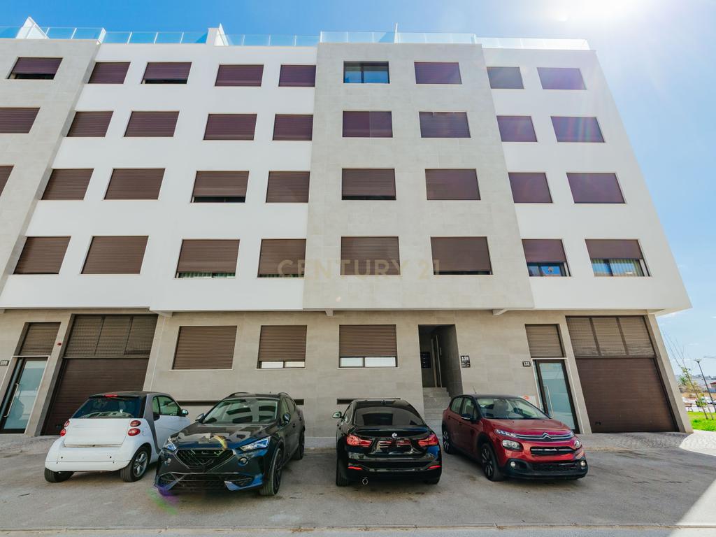 Apartamento T5 Duplex Único com 229 m² — Novo, Sofisticado e com Vista Panorâmica - Image 37