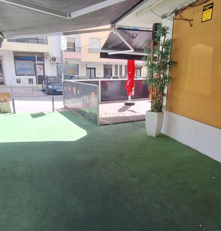 ATENÇÃO INVESTIDORES! Excelente oportunidade de investimento em Setubal - Image 18
