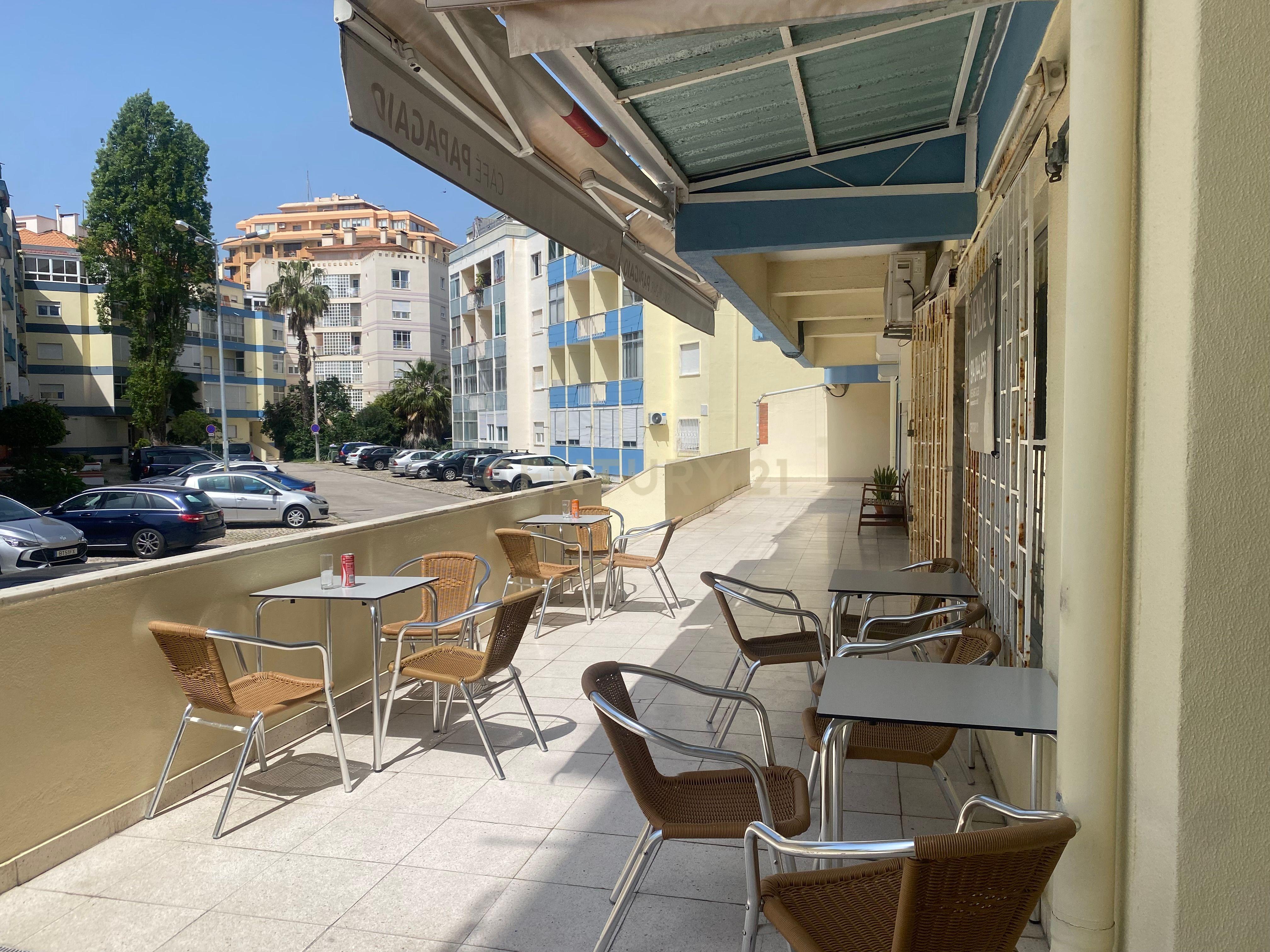 Fotografia 3 de Café/Restaurante em Santo António da Caparica, a poucos metros da Praia!