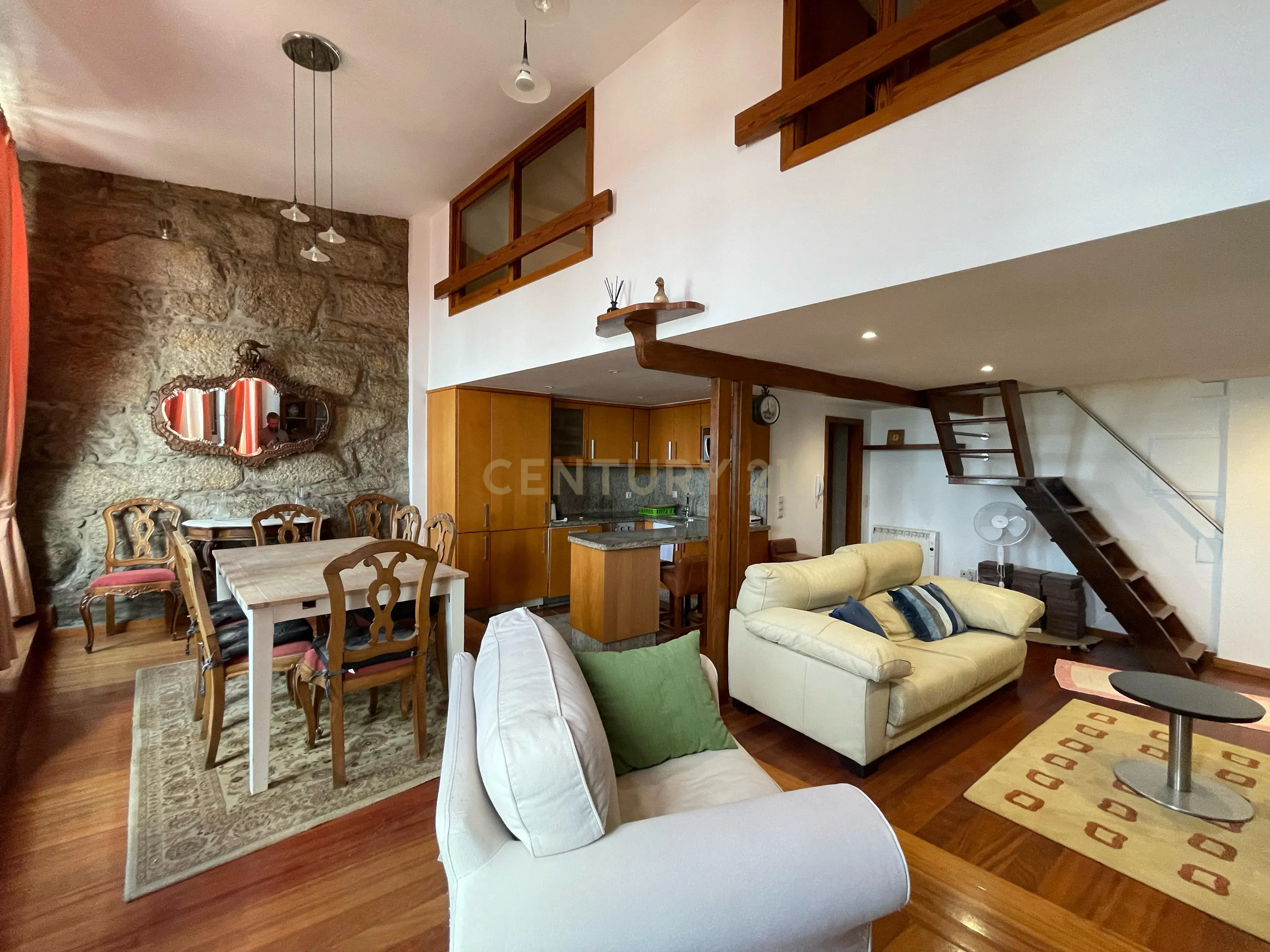 Apartamento T2 Duplex - Porto - Image 2