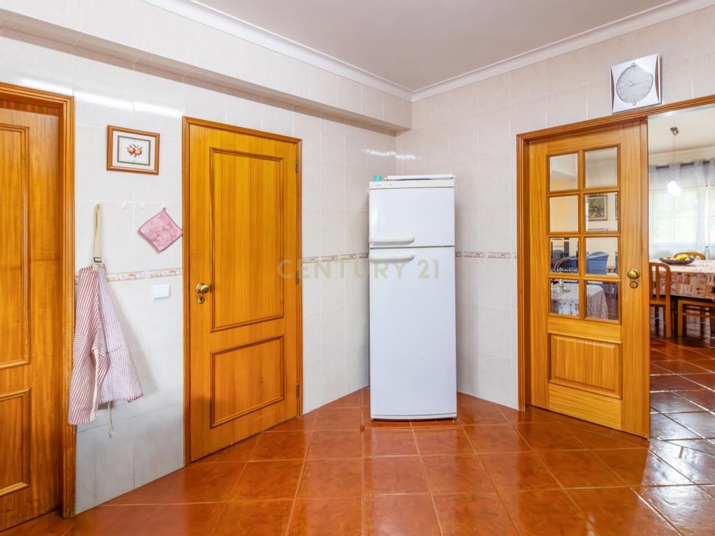 Moradia T4 Casalinho – A 10 Minutos de Alcobaça e Nazaré - Image 22