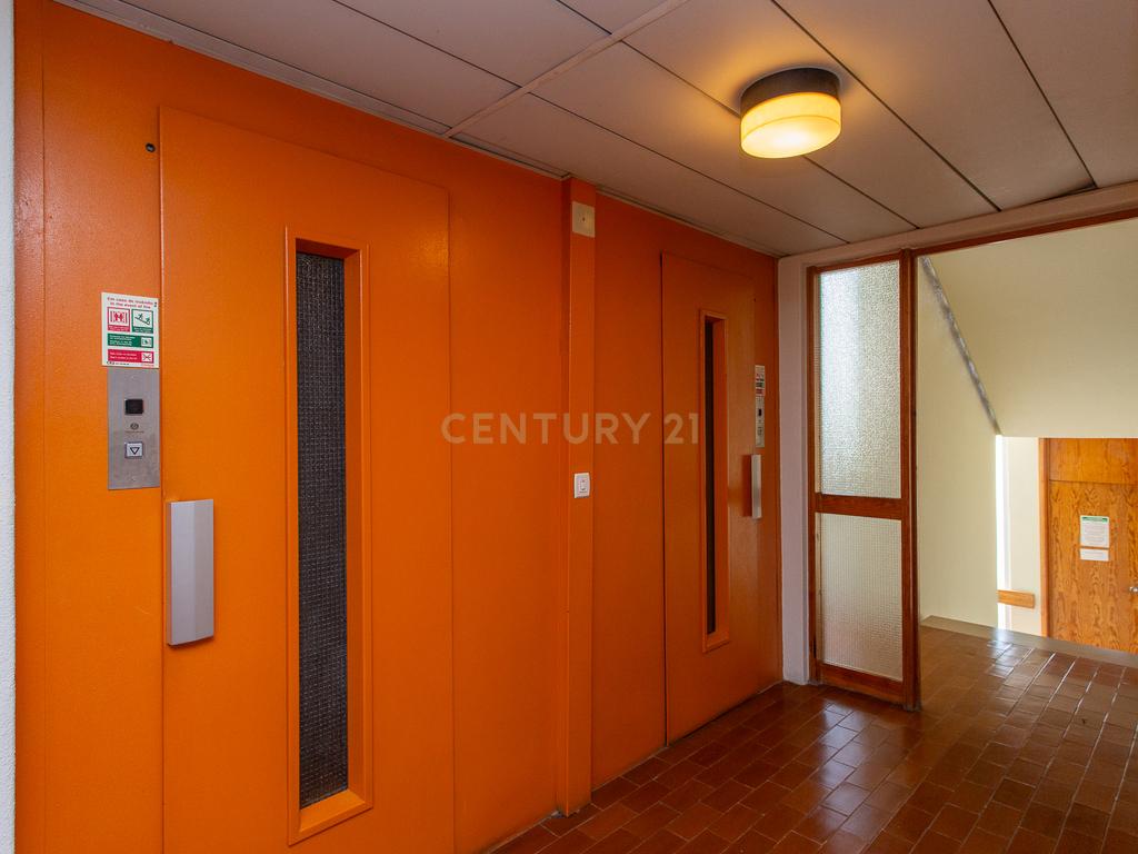 Apartamento T2 para arrendamento em Alfornelos, Amadora - Image 21