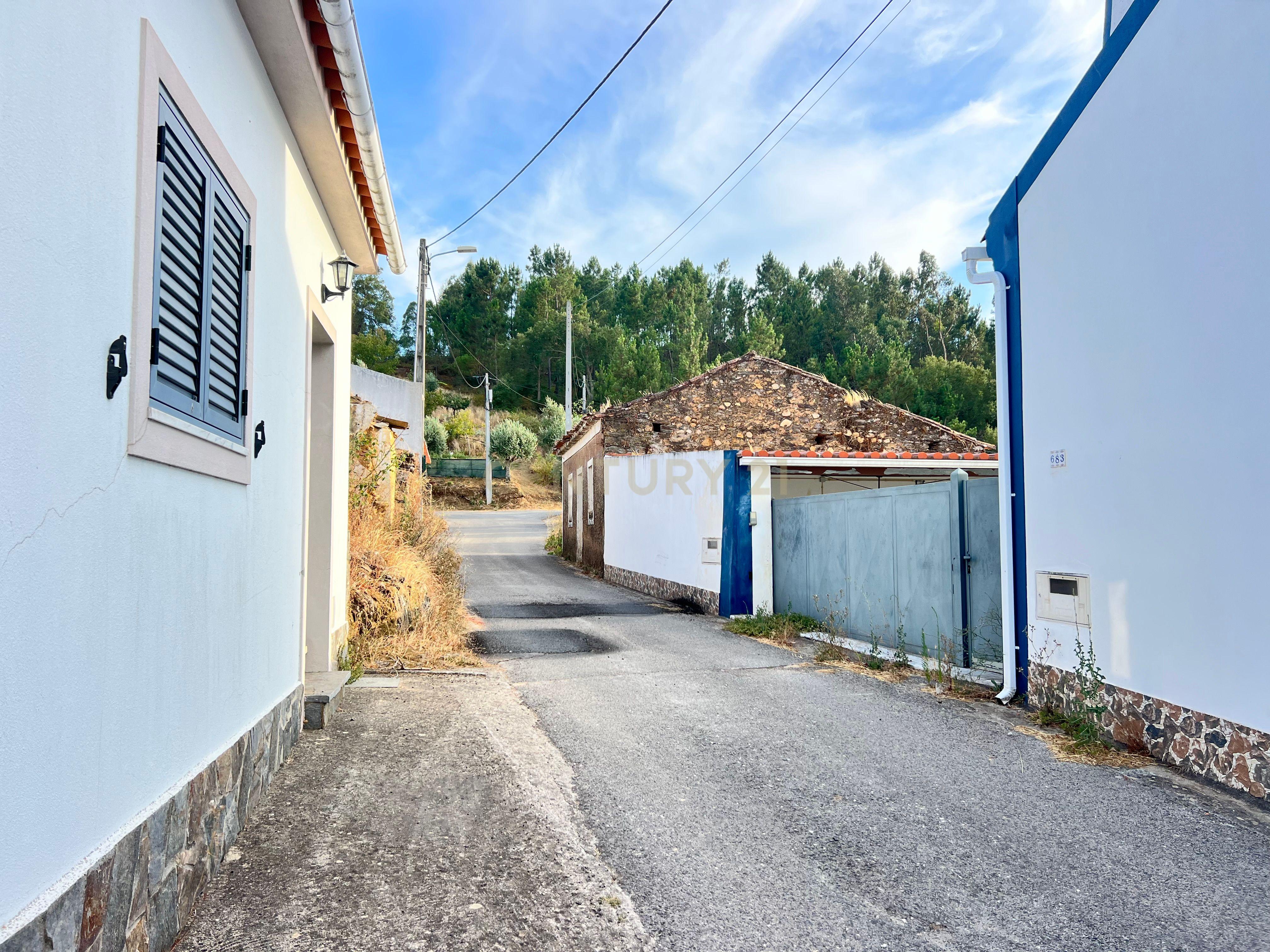Fotografia 6 de PIP aprovado Moradia T4 e piscina  -Vista rio Zêzere - Cabeça Gorda Abrantes