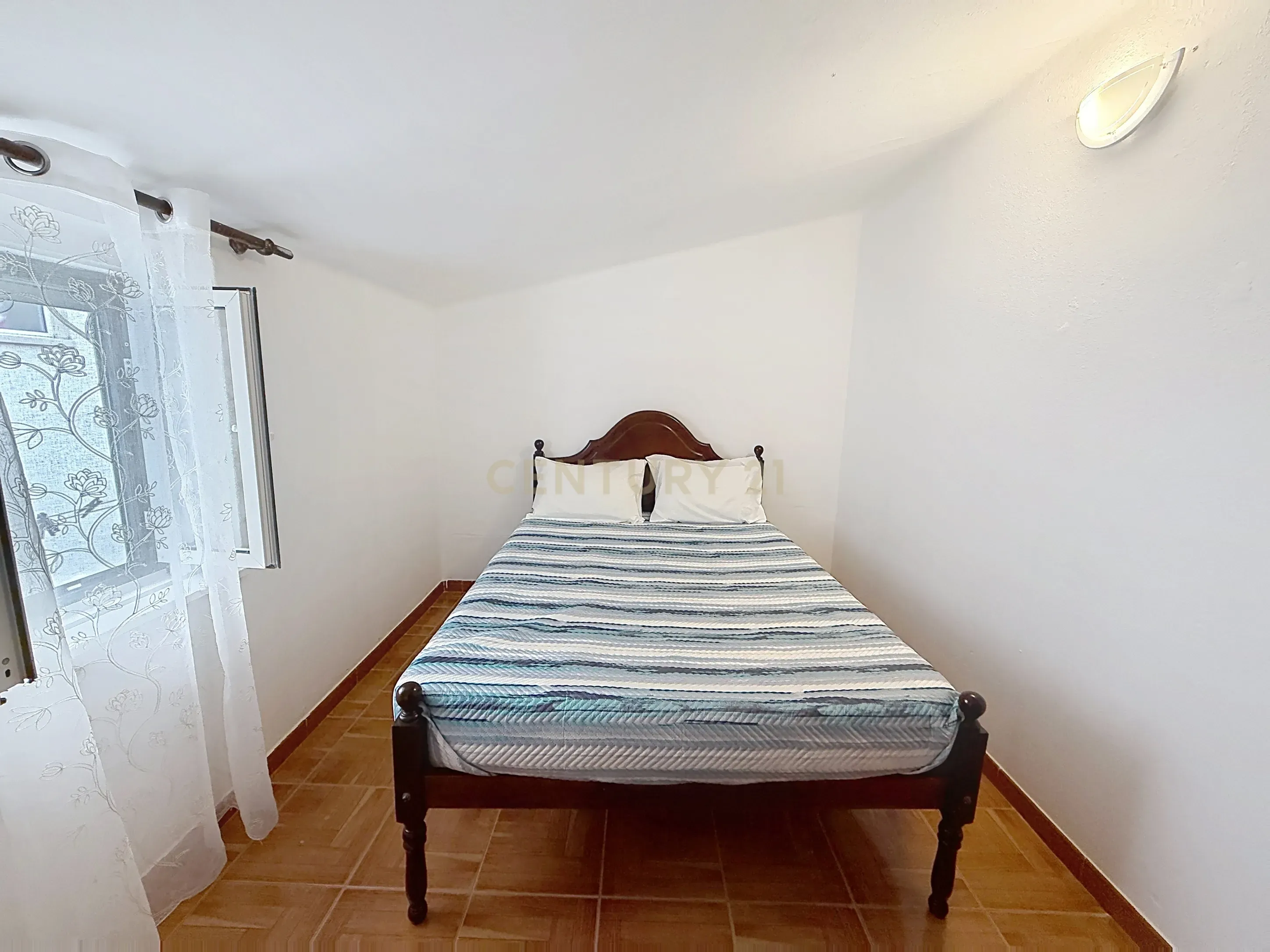 Fotografia 12 de Cabana em Primeira Linha de Mar | Avenida Manuel Remígio, Nazaré