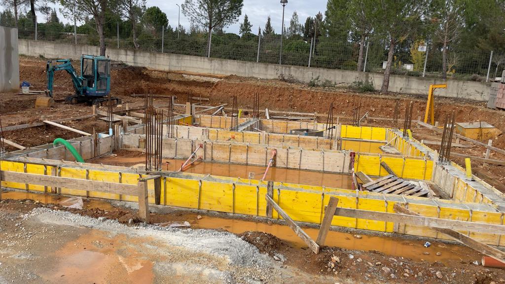 Moradia T4 isolada fase inicial de Construção - Image 11