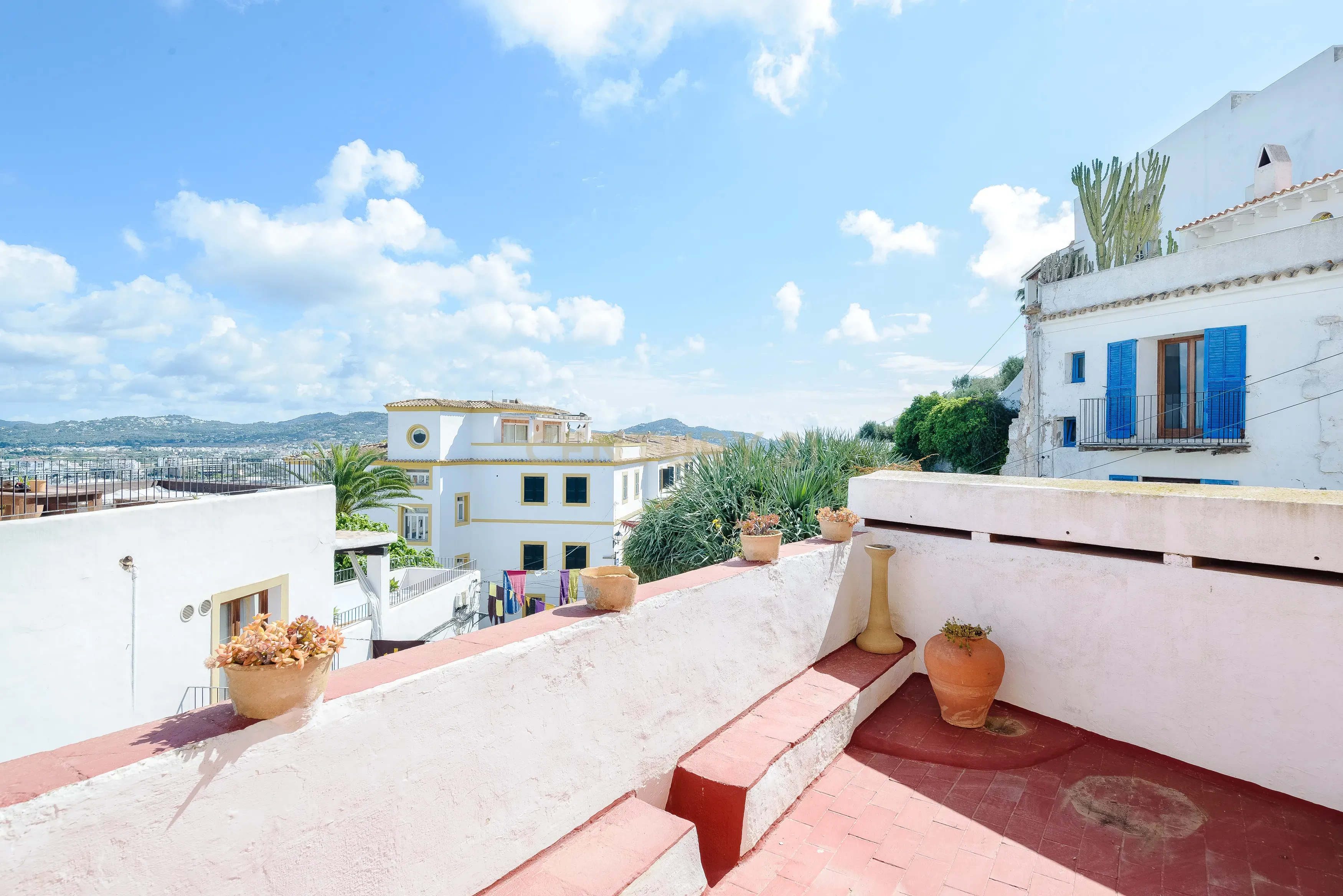 À venda: Casa histórica com grande potencial em Dalt Vila – Ibiza - Image 6