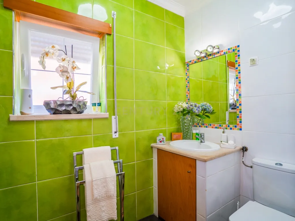 Moradia T4 Independente com Anexo | Lote 635 m² - Image 14