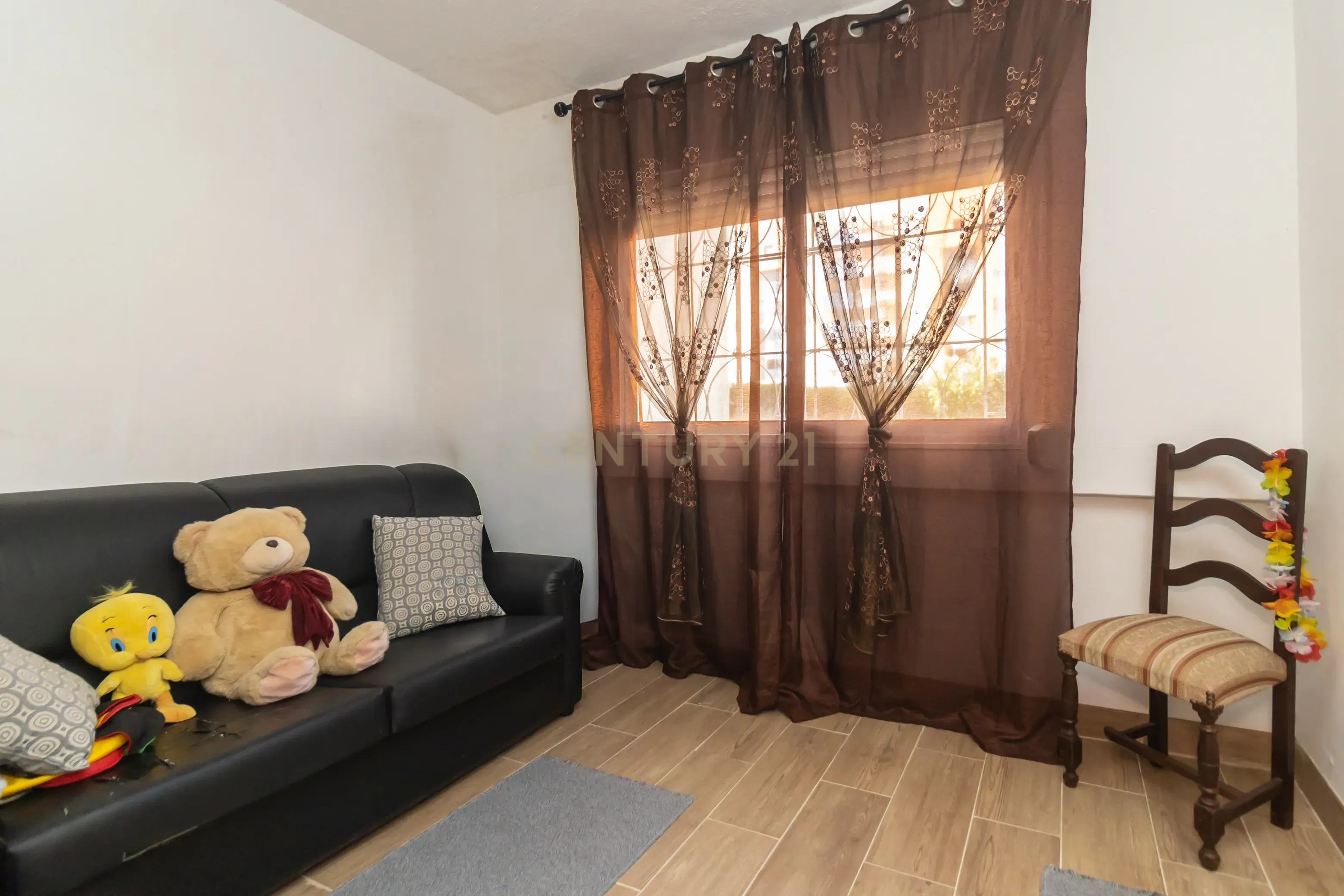 Fotografia 5 de Apartamento T1 em Santo António da Charneca, Barreiro