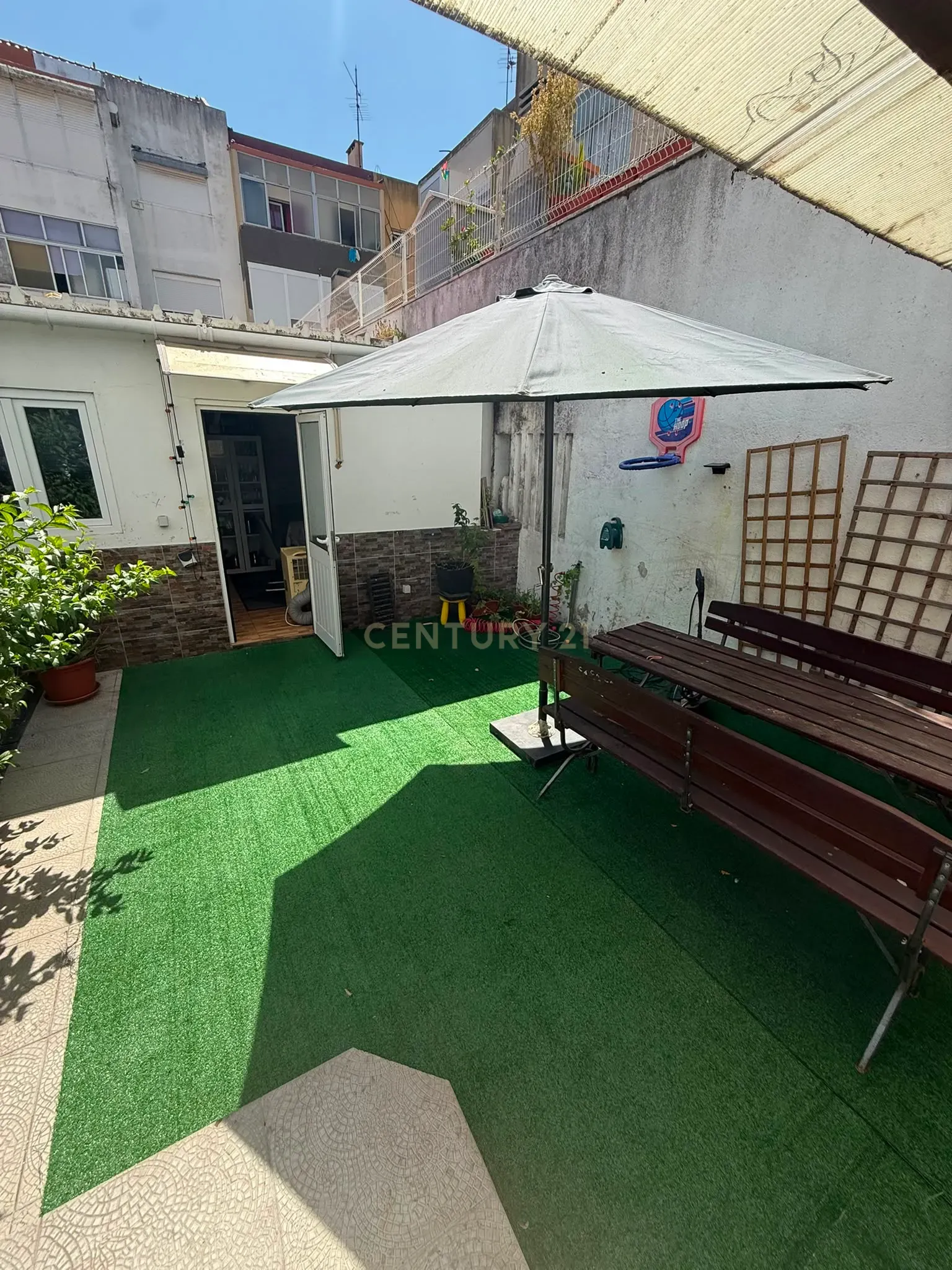 Fotografia 4 de T2 com logradouro, totalmente remodelado, Paio Pires - Seixal