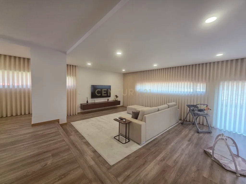 Moradia T3 Exclusiva em Condomínio Privado situada em Bitarães/Paredes do Ano 2022 - Image 16
