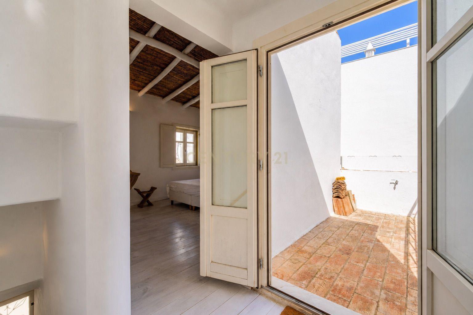 Fotografia 12 de Moradia tradicional T1 com terraço, no centro histórico de Tavira