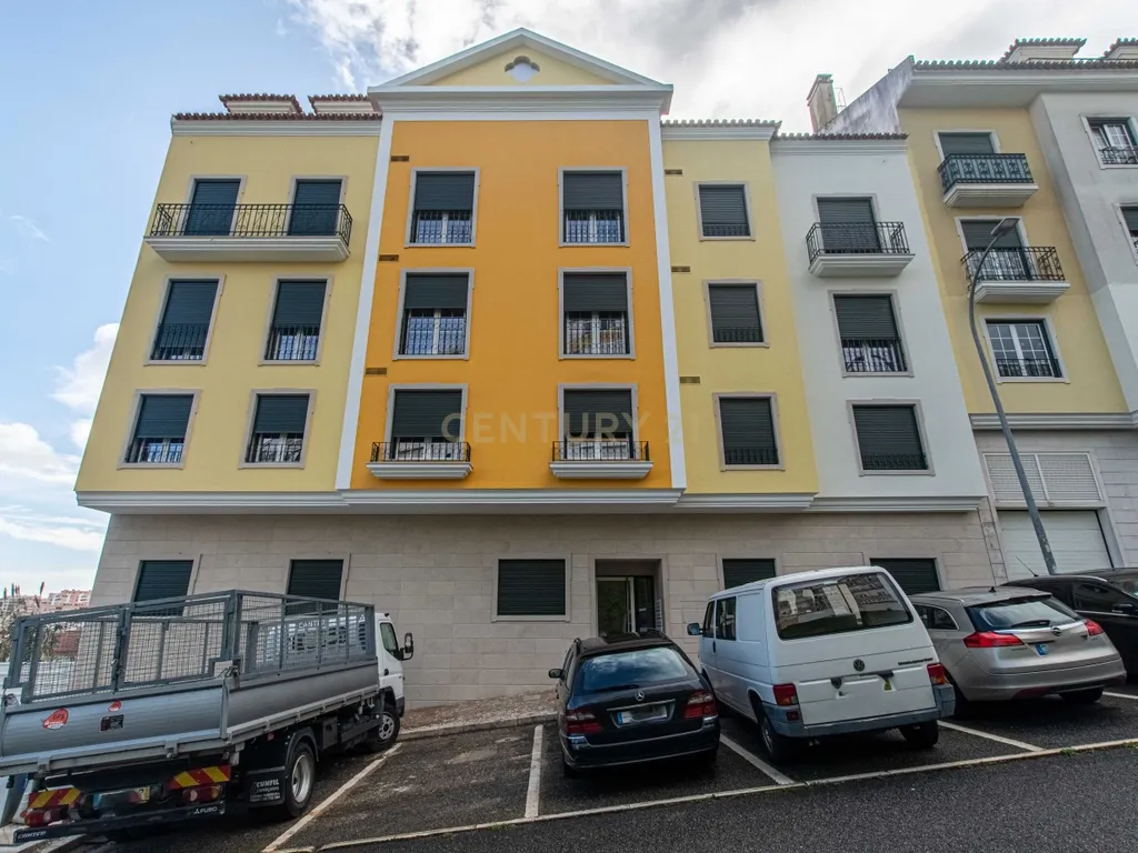 Apartamento T2 Urbanização Neudel na Amadora, a estrear - Image 3