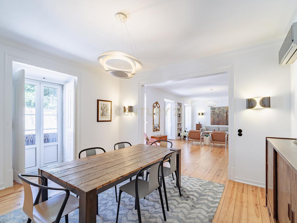 APARTAMENTO DE LUXO NA RUA DE SÃO BENTO — 188 m² | PRÍNCIPE REAL · ESTRELA - Image 15