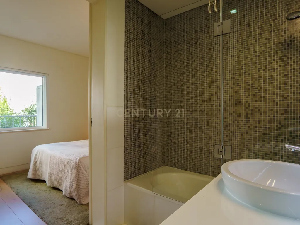 Apartamento T1 na Avenida Praia da Vitória, Saldanha - Image 16