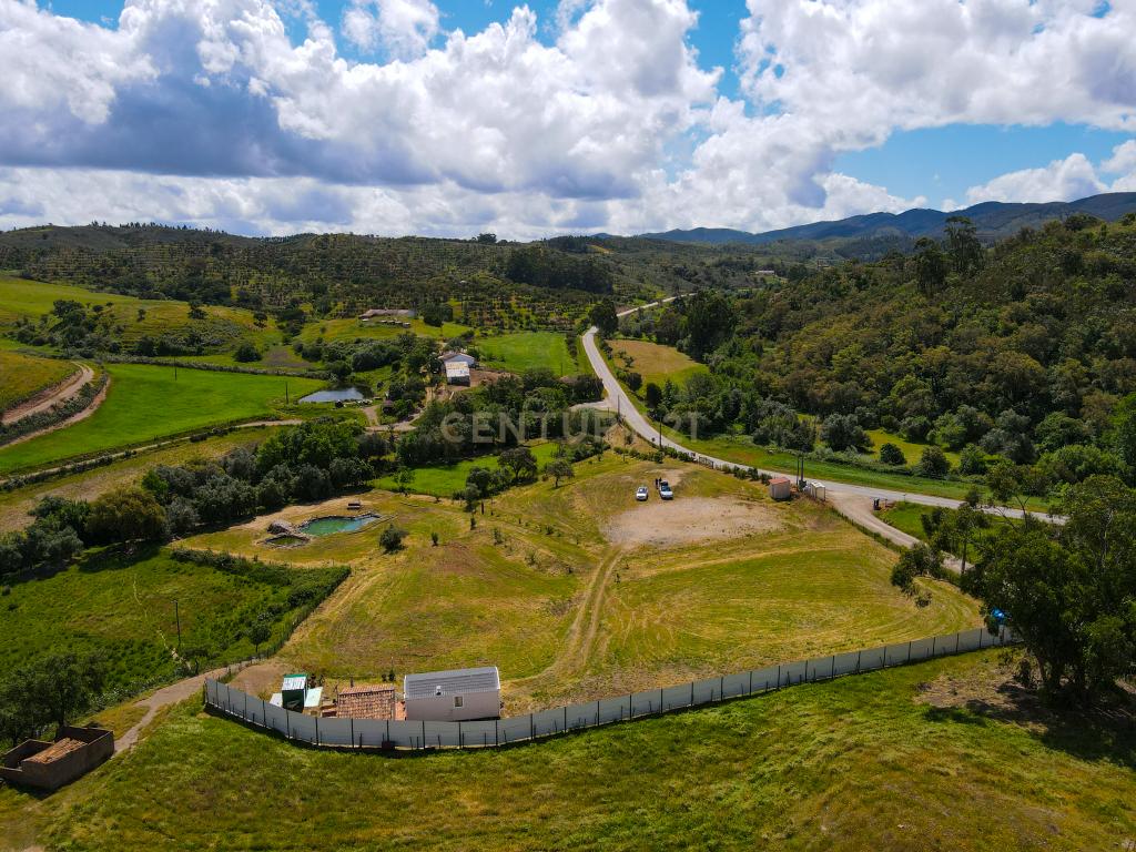 Quinta para venda (com projecto entregue para parque de campismo), com 11320m² em Odemira - Image 3