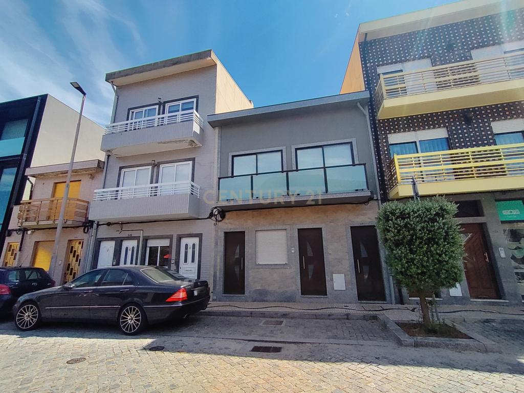 🏠 Moradia com Alta Rentabilidade nas Caxinas – Vila do Conde - Image 1